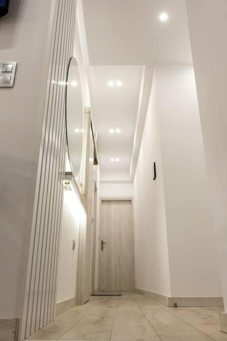 The Golden Home 1 Пирея Екстериор снимка